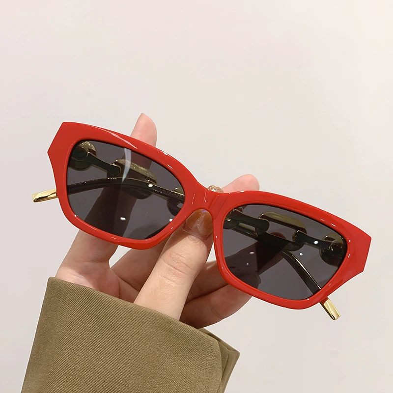 Kacamata Hitam Kasual Klasik u - Vintage Fashion Enthusiasts ulasan dan harga